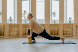 8 Psoas Stretches Worth Trying If Your Hips Feel Perpetually Tight